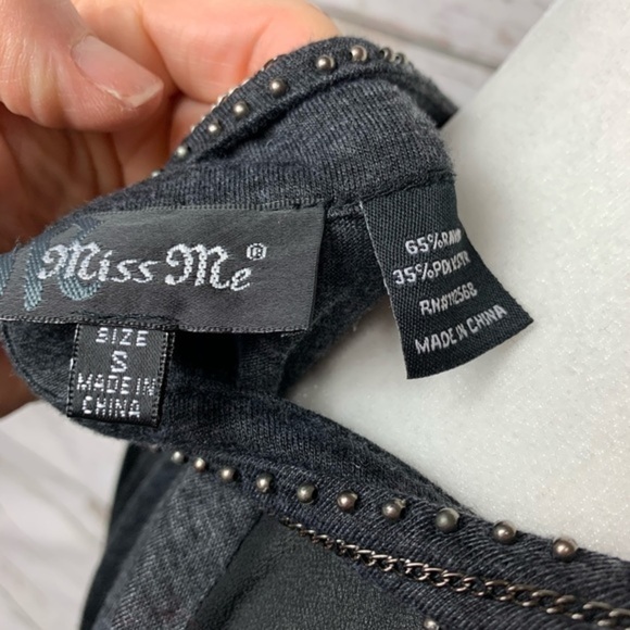 NWOT Miss Me Dolman Sleeved Embellished Top - Picture 5 of 5